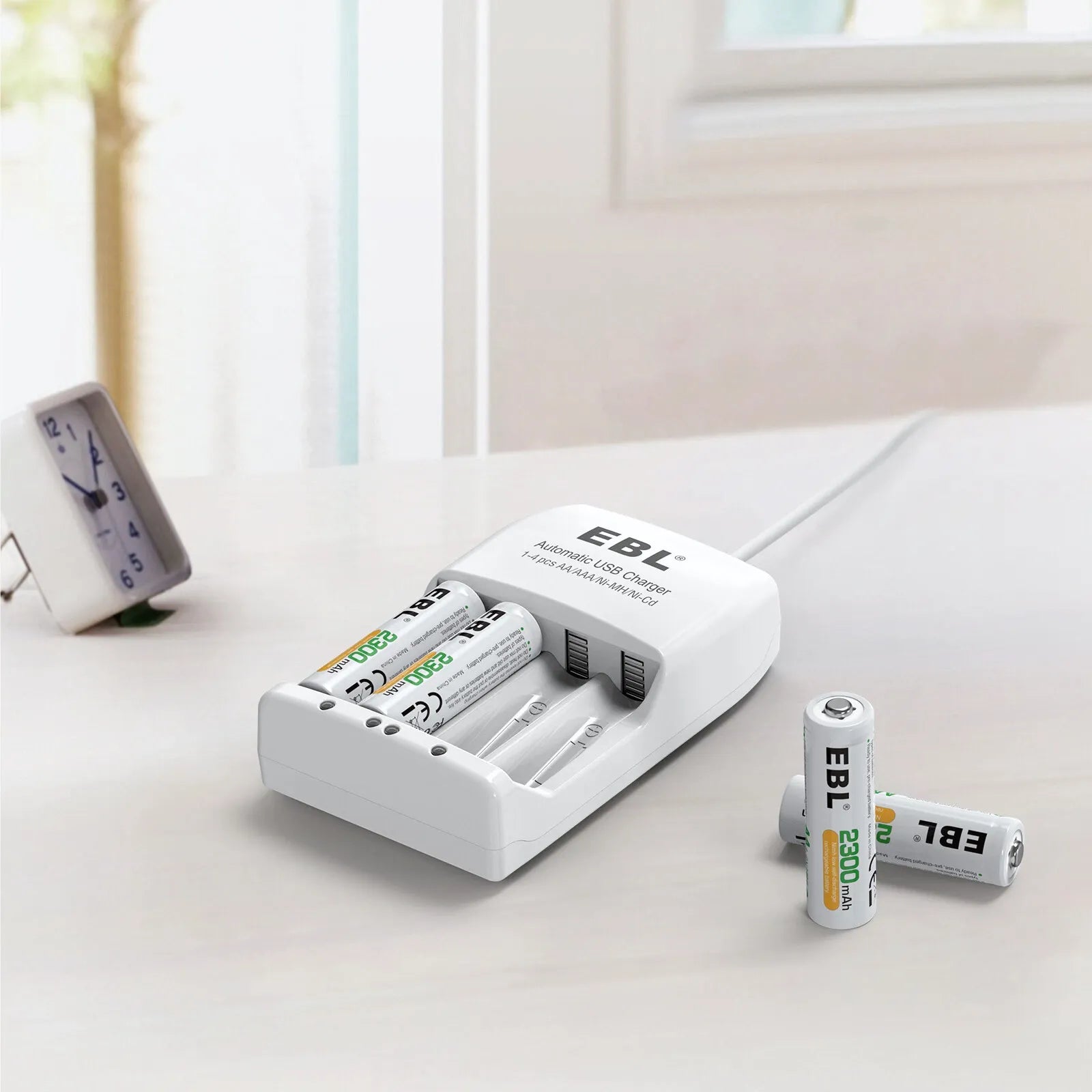 EBL Individual NiMH Lithium Rechargeable Batteries Charger